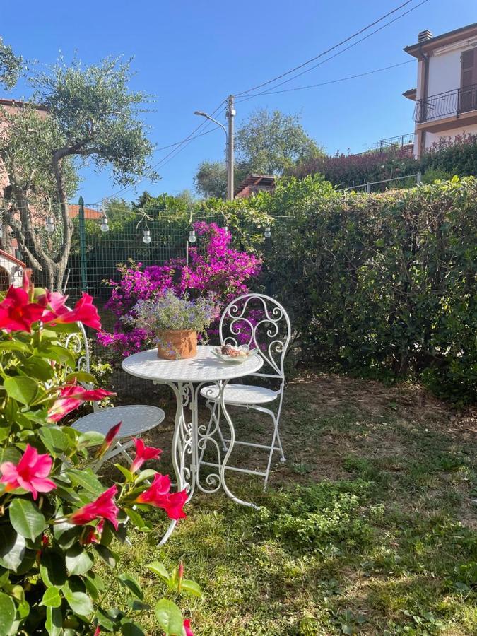 Annali Casa Vacanze - Shabby Style Nella Natura La Spezia Eksteriør bilde